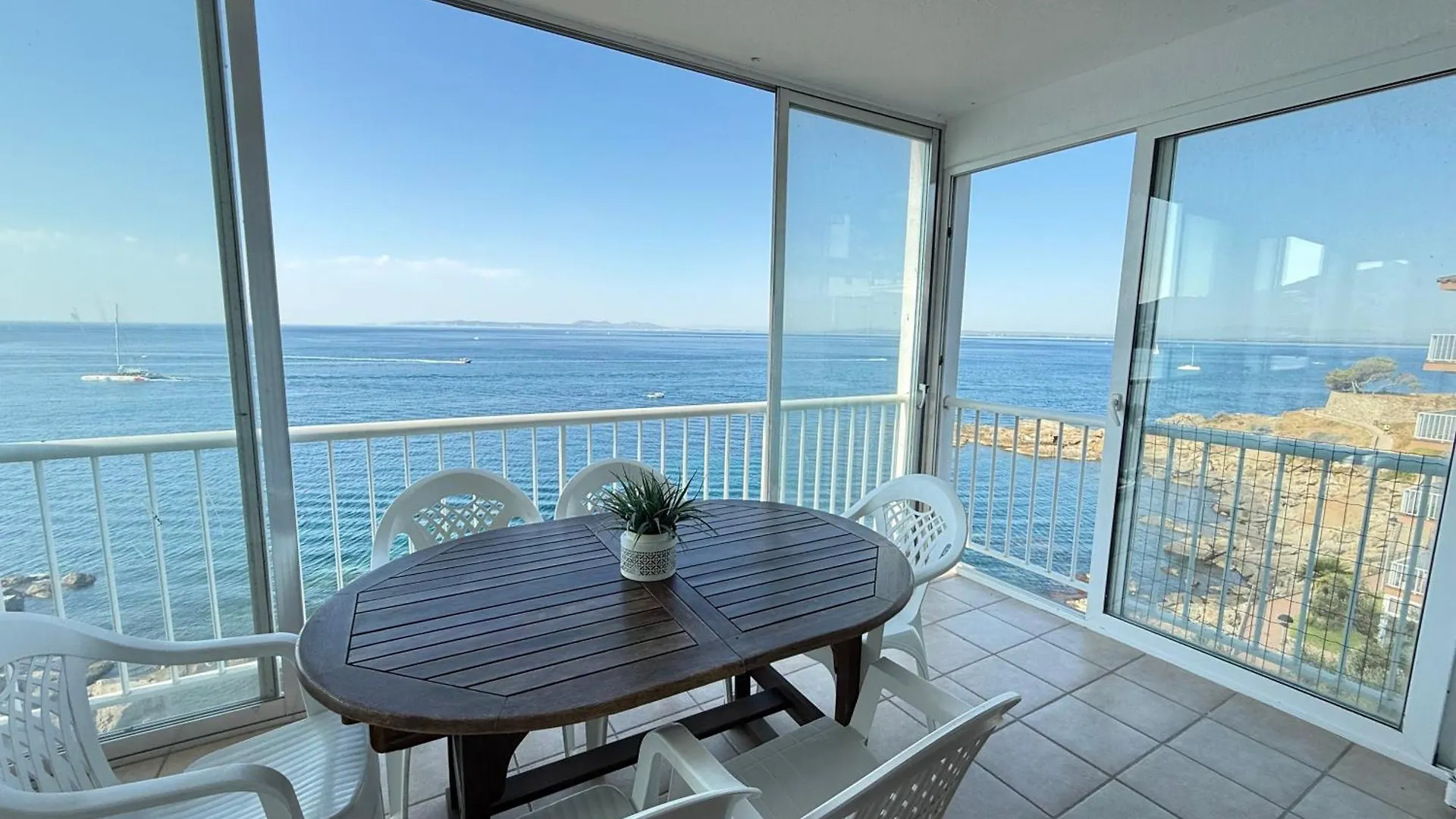 Apartament Agi Blaumar Roses Hiszpania