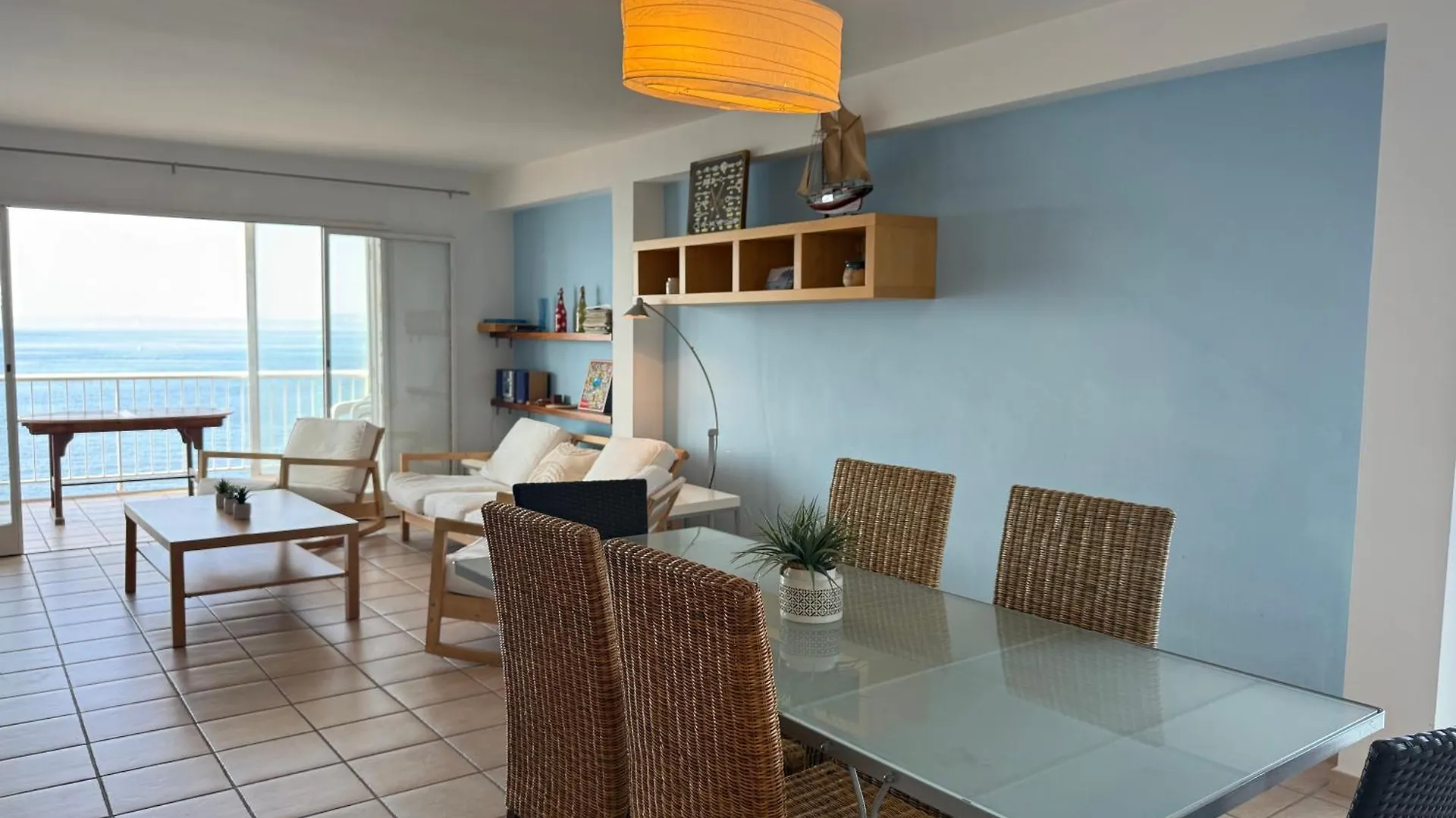Apartament Agi Blaumar Roses 0*,